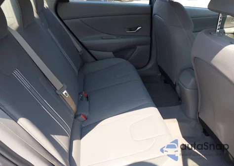 2023 Hyundai Elantra Sel z USA, uszkodzony, nr VIN KMHLS4AG2PU553600